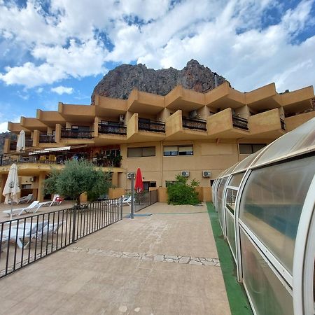 Hotel Restaurante Felipe II (Adults Only) Ayna Ngoại thất bức ảnh