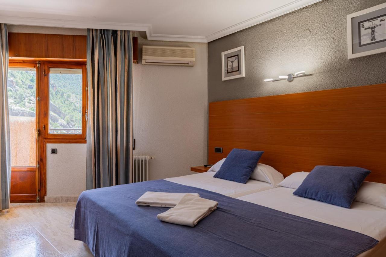 Hotel Restaurante Felipe II (Adults Only) Ayna Ngoại thất bức ảnh