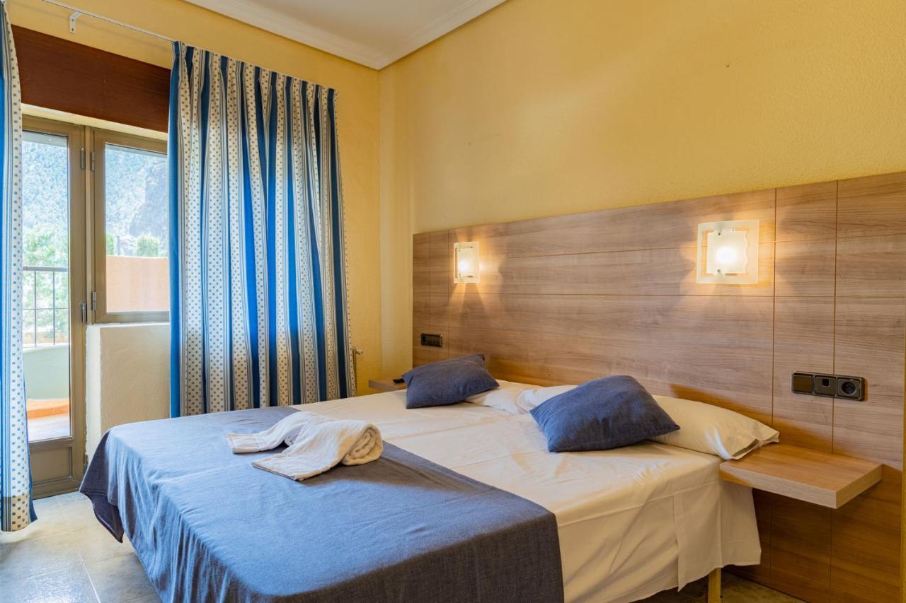 Hotel Restaurante Felipe II (Adults Only) Ayna Ngoại thất bức ảnh