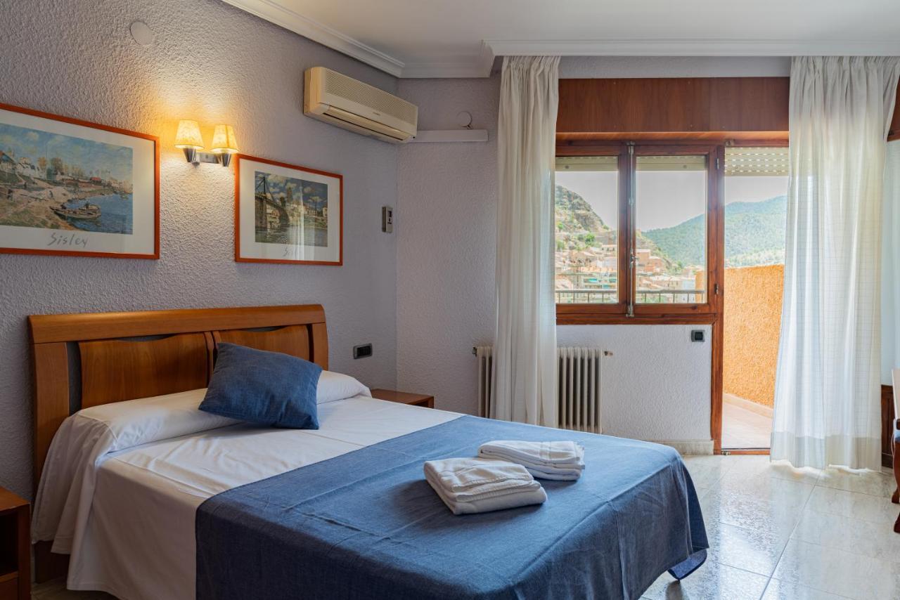 Hotel Restaurante Felipe II (Adults Only) Ayna Ngoại thất bức ảnh