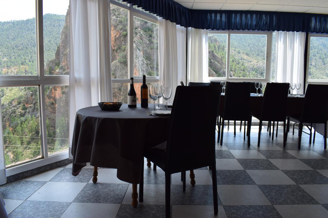 Hotel Restaurante Felipe II (Adults Only) Ayna Ngoại thất bức ảnh